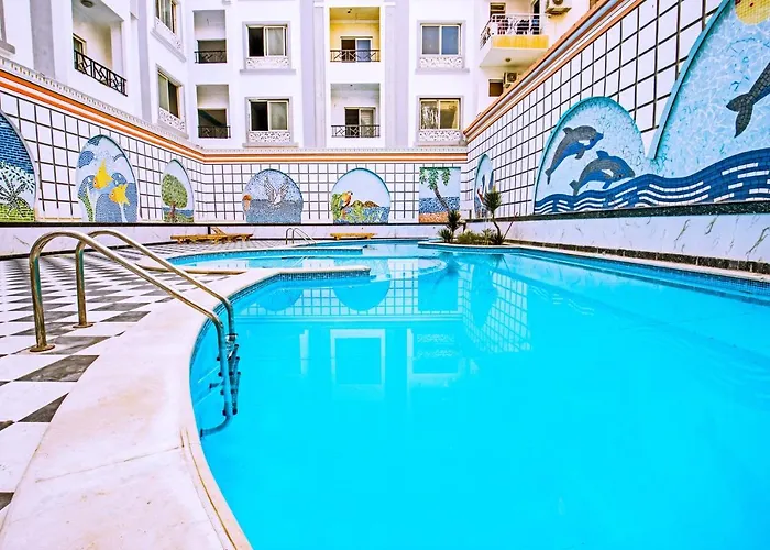 Rare New Marina Hotspot With Fast Free Wifi, Balcony & Pool Hurghada
